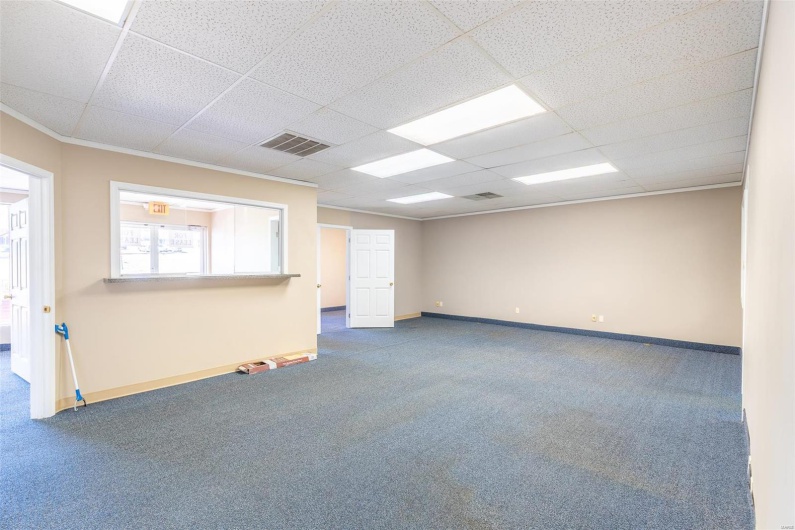 2008 N Westwood Blvd, Poplar Bluff, Missouri 63901, ,Commercial Lease,For Sale,N Westwood Blvd,MAR25013045
