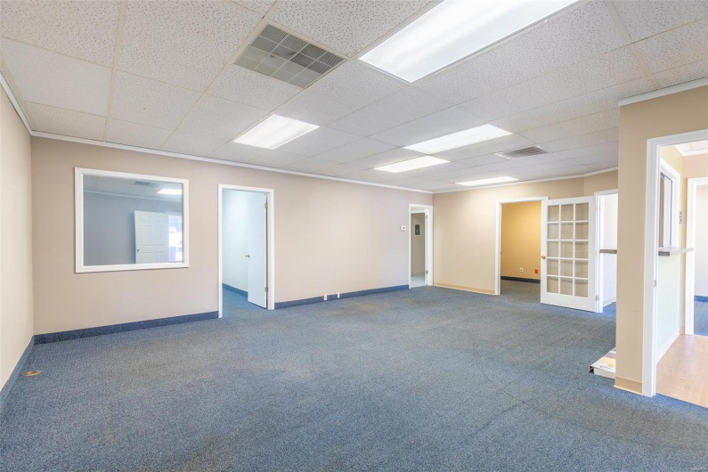 2008 N Westwood Blvd, Poplar Bluff, Missouri 63901, ,Commercial Lease,For Sale,N Westwood Blvd,MAR25013045