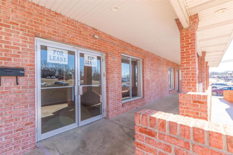2008 N Westwood Blvd, Poplar Bluff, Missouri 63901, ,Commercial Lease,For Sale,N Westwood Blvd,MAR25013045