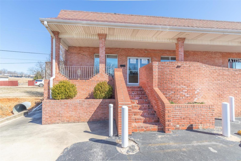 2008 N Westwood Blvd, Poplar Bluff, Missouri 63901, ,Commercial Lease,For Sale,N Westwood Blvd,MAR25013045