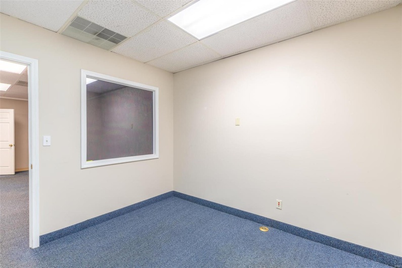 2008 N Westwood Blvd, Poplar Bluff, Missouri 63901, ,Commercial Lease,For Sale,N Westwood Blvd,MAR25013045
