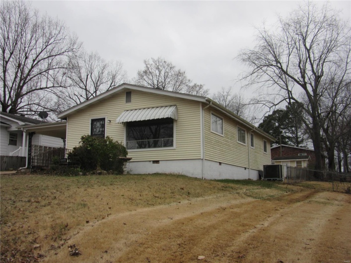 1415 Woodland RD., Poplar Bluff, Missouri 63901, 3 Bedrooms Bedrooms, 5 Rooms Rooms,1 BathroomBathrooms,Residential,For Sale,Woodland RD.,MAR25012898