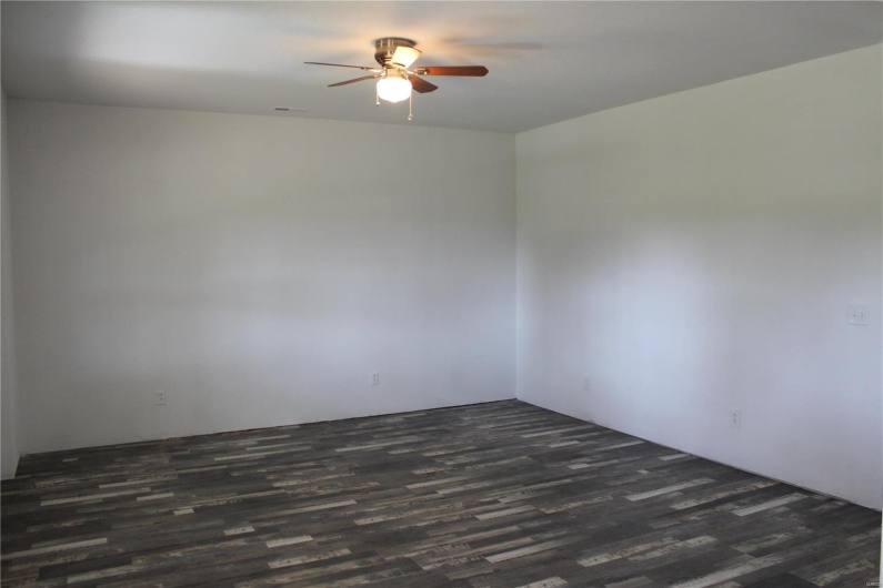 770 County Road 552, Poplar Bluff, Missouri 63901, 4 Bedrooms Bedrooms, 12 Rooms Rooms,3 BathroomsBathrooms,Residential,For Sale,County Road 552,MAR24076380
