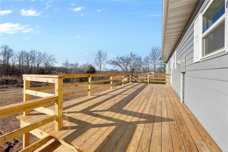 770 County Road 552, Poplar Bluff, Missouri 63901, 4 Bedrooms Bedrooms, 12 Rooms Rooms,3 BathroomsBathrooms,Residential,For Sale,County Road 552,MAR24076380