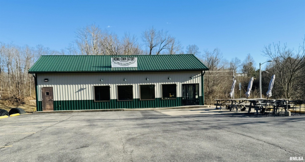 465 FRONT Street, Dongola, Illinois 62926-0000, 0 , 0 ,0,Commercial Sale,For Sale,FRONT,0,RMAEB456996