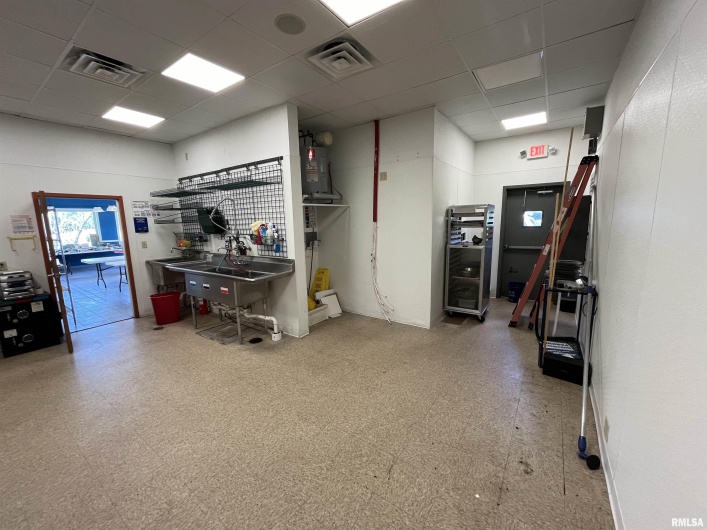 465 FRONT Street, Dongola, Illinois 62926-0000, 0 , 0 ,0,Commercial Sale,For Sale,FRONT,0,RMAEB456996