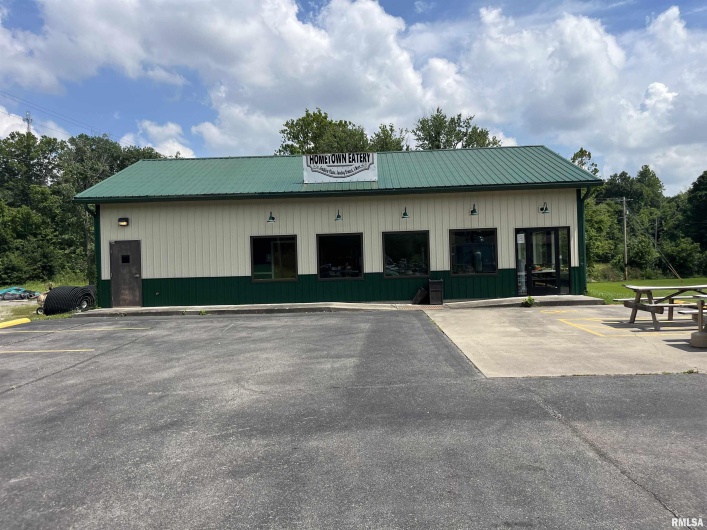 465 FRONT Street, Dongola, Illinois 62926-0000, 0 , 0 ,0,Commercial Sale,For Sale,FRONT,0,RMAEB456996