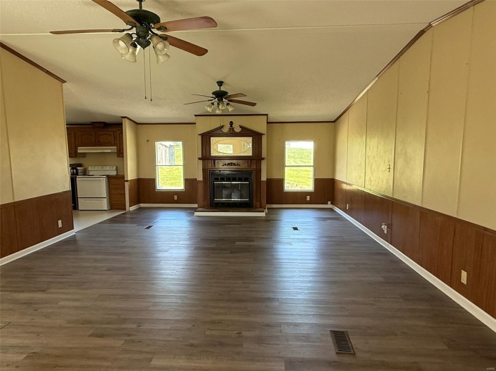 434 Whispering Wind Lane, Cape Girardeau, Missouri 63701, 3 Bedrooms Bedrooms, 7 Rooms Rooms,2 BathroomsBathrooms,Residential,For Sale,Whispering Wind,MAR25013213