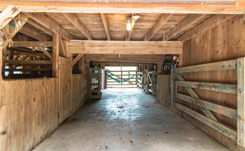 3155 New Saratoga Road, Anna, Illinois 62906, 4 Bedrooms Bedrooms, 9 Rooms Rooms,2 BathroomsBathrooms,Farm,For Sale,New Saratoga,MAR24048794