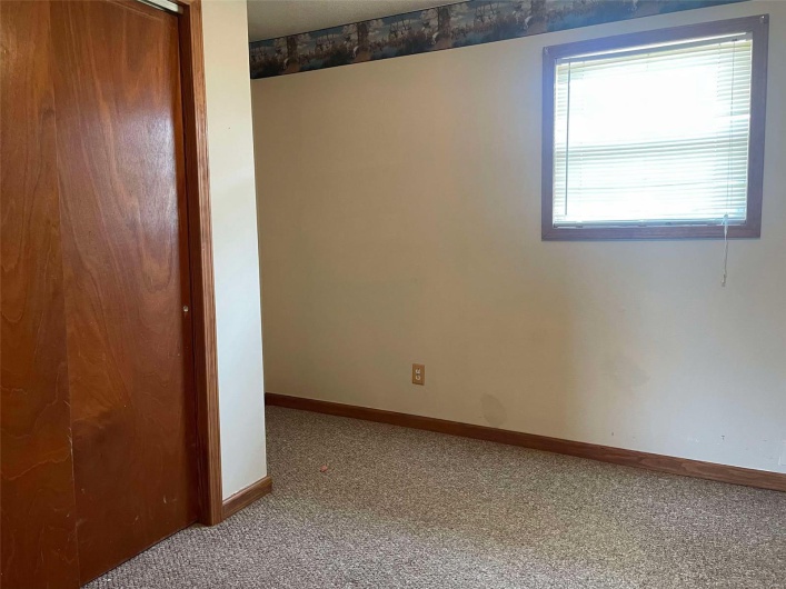 39299 Freda Drive, Malden, Missouri 63863, 4 Bedrooms Bedrooms, 11 Rooms Rooms,2 BathroomsBathrooms,Residential,For Sale,Freda,MAR25013333
