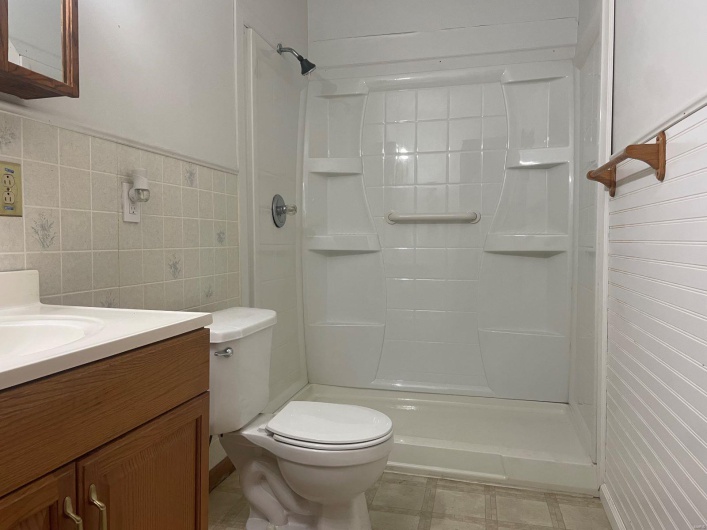 39299 Freda Drive, Malden, Missouri 63863, 4 Bedrooms Bedrooms, 11 Rooms Rooms,2 BathroomsBathrooms,Residential,For Sale,Freda,MAR25013333