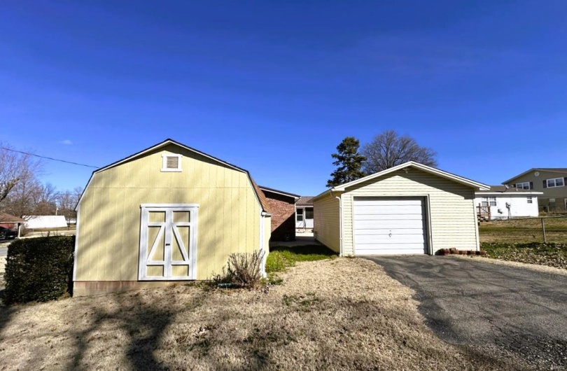 501 Forrest, Dexter, Missouri 63841, 4 Bedrooms Bedrooms, 13 Rooms Rooms,3 BathroomsBathrooms,Residential,For Sale,Forrest,MAR25013457