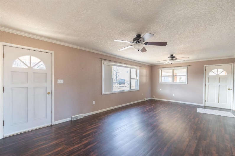 2125 Barron Road, Poplar Bluff, Missouri 63901, 4 Bedrooms Bedrooms, 12 Rooms Rooms,1 BathroomBathrooms,Residential,For Sale,Barron Road,MAR25008815