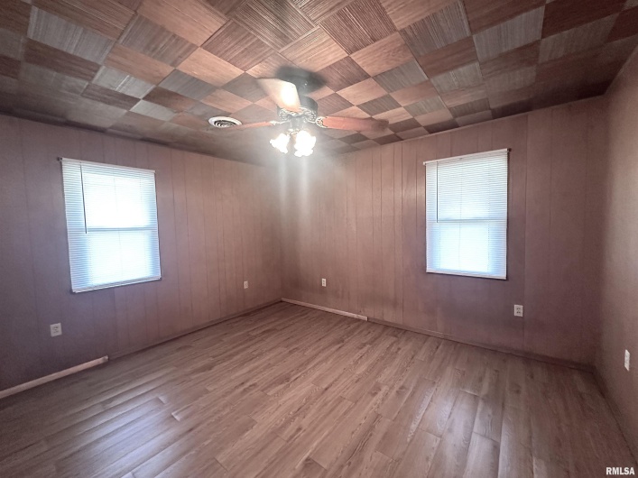 205 Kimmel Bridge Road, Murphysboro, Illinois 62966, 3 Bedrooms Bedrooms, 0 ,2 BathroomsBathrooms,Residential,For Sale,Kimmel Bridge,0,RMAEB457008