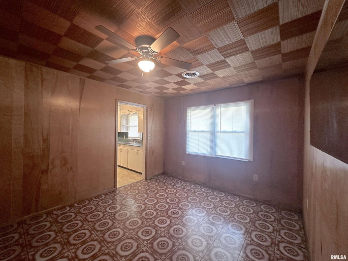 205 Kimmel Bridge Road, Murphysboro, Illinois 62966, 3 Bedrooms Bedrooms, 0 ,2 BathroomsBathrooms,Residential,For Sale,Kimmel Bridge,0,RMAEB457008