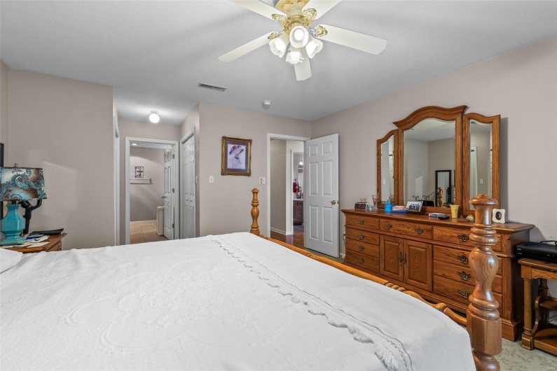 210 Bayberry, Farmington, Missouri 63640, 2 Bedrooms Bedrooms, 8 Rooms Rooms,2 BathroomsBathrooms,Residential,For Sale,Bayberry,MAR25013100