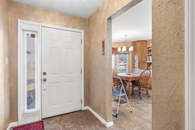 210 Bayberry, Farmington, Missouri 63640, 2 Bedrooms Bedrooms, 8 Rooms Rooms,2 BathroomsBathrooms,Residential,For Sale,Bayberry,MAR25013100