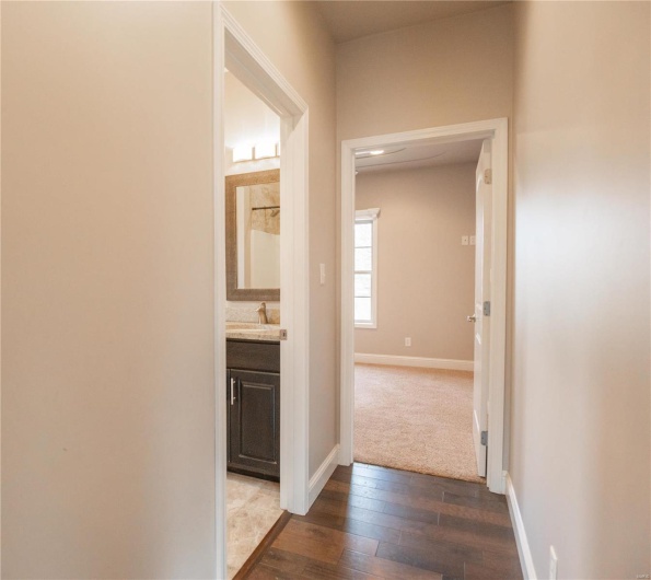 297 Boulder Trail Drive, Poplar Bluff, Missouri 63901, 3 Bedrooms Bedrooms, 7 Rooms Rooms,2 BathroomsBathrooms,Residential,For Sale,Boulder Trail,MAR25013660