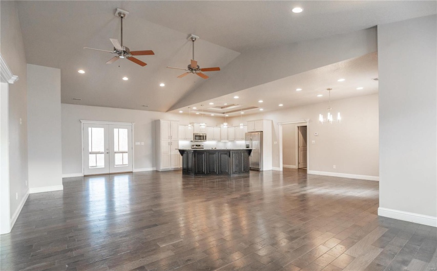 297 Boulder Trail Drive, Poplar Bluff, Missouri 63901, 3 Bedrooms Bedrooms, 7 Rooms Rooms,2 BathroomsBathrooms,Residential,For Sale,Boulder Trail,MAR25013660