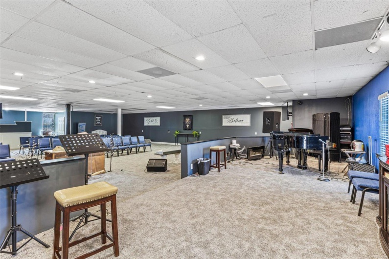 3 Crane Street, Park Hills, Missouri 63601, ,Commercial Sale,For Sale,Crane,MAR25008395