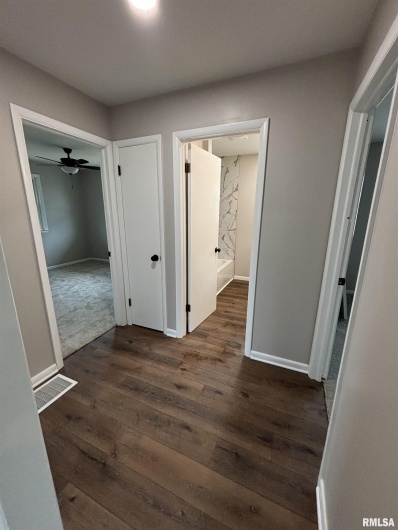213 Dorris Drive, Metropolis, Illinois 62960, 3 Bedrooms Bedrooms, 0 ,1 BathroomBathrooms,Residential,For Sale,Dorris,0,RMAEB457030
