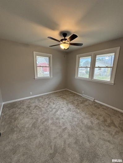 213 Dorris Drive, Metropolis, Illinois 62960, 3 Bedrooms Bedrooms, 0 ,1 BathroomBathrooms,Residential,For Sale,Dorris,0,RMAEB457030