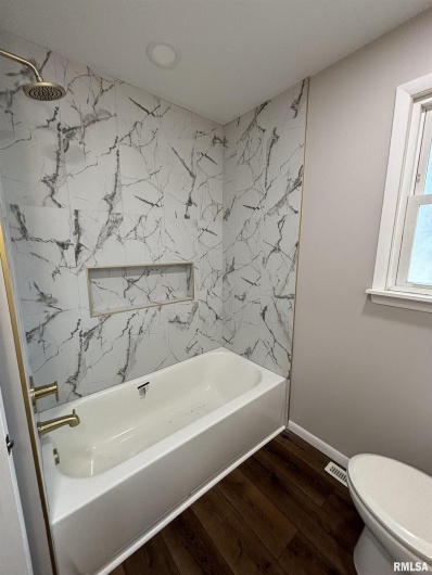 213 Dorris Drive, Metropolis, Illinois 62960, 3 Bedrooms Bedrooms, 0 ,1 BathroomBathrooms,Residential,For Sale,Dorris,0,RMAEB457030
