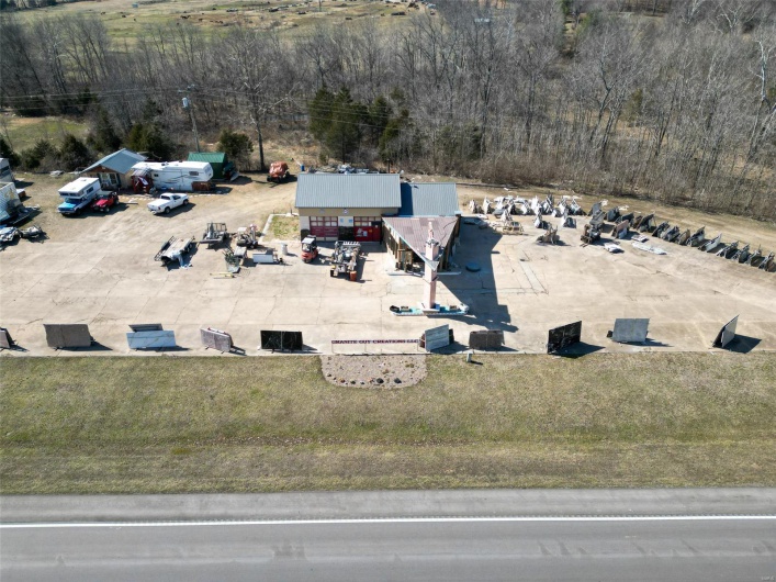 8680 Hwy 67, Fredericktown, Missouri 63645, ,Commercial Sale,For Sale,Hwy 67,MAR25003834