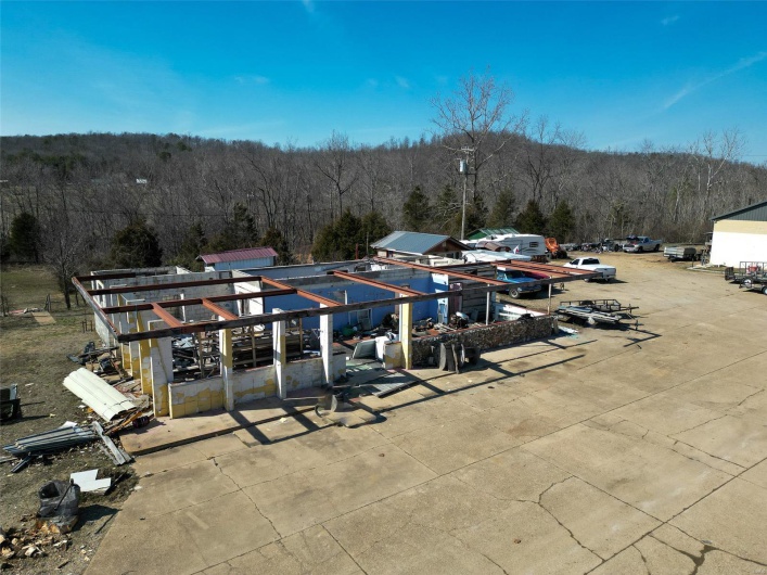 8680 Hwy 67, Fredericktown, Missouri 63645, ,Commercial Sale,For Sale,Hwy 67,MAR25003834