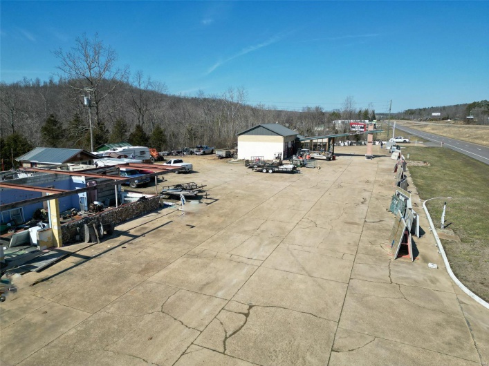 8680 Hwy 67, Fredericktown, Missouri 63645, ,Commercial Sale,For Sale,Hwy 67,MAR25003834