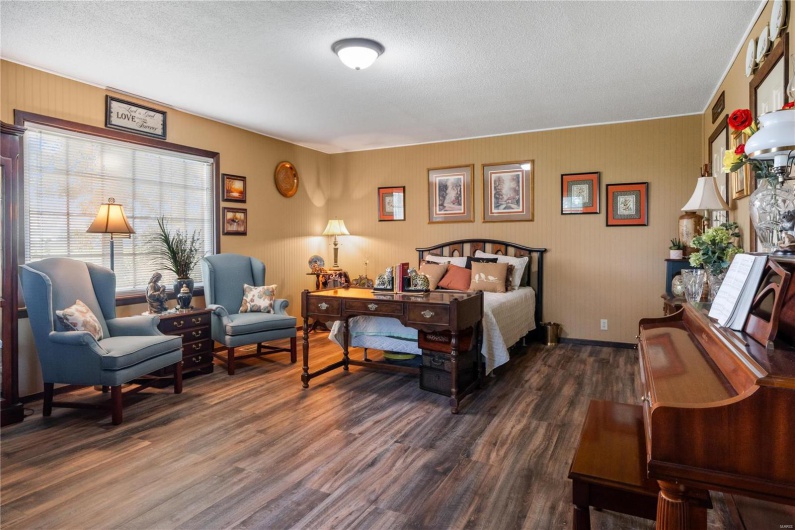 6492 State Highway 25, Dexter, Missouri 63841, 6 Bedrooms Bedrooms, 10 Rooms Rooms,3 BathroomsBathrooms,Residential,For Sale,State Highway 25,MAR25013749