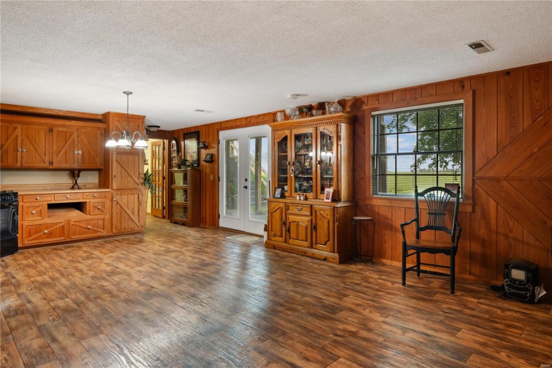 6492 State Highway 25, Dexter, Missouri 63841, 6 Bedrooms Bedrooms, 10 Rooms Rooms,3 BathroomsBathrooms,Residential,For Sale,State Highway 25,MAR25013749