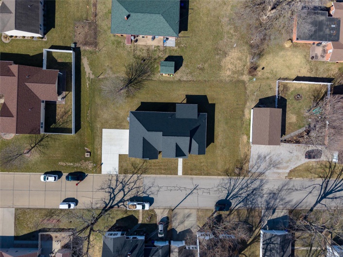 115 Taylor St, Red Bud, Illinois 62278, 2 Bedrooms Bedrooms, 10 Rooms Rooms,2 BathroomsBathrooms,Residential,For Sale,Taylor St,MAR25013262
