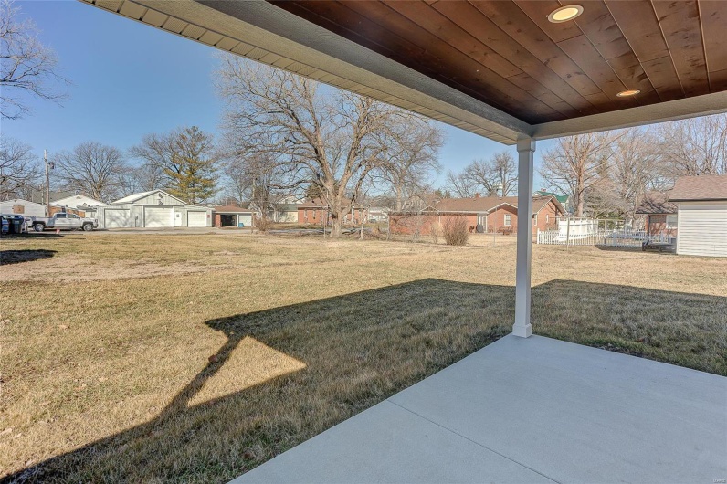 115 Taylor St, Red Bud, Illinois 62278, 2 Bedrooms Bedrooms, 10 Rooms Rooms,2 BathroomsBathrooms,Residential,For Sale,Taylor St,MAR25013262