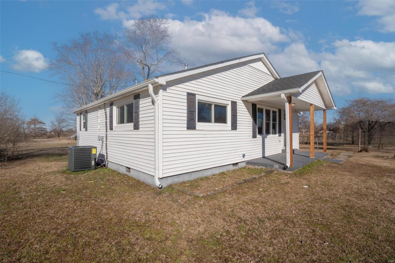 903 Victory, Lilbourn, Missouri 63862, 2 Bedrooms Bedrooms, 4 Rooms Rooms,1 BathroomBathrooms,Residential,For Sale,Victory,MAR25013767