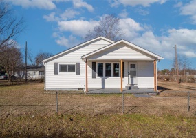 903 Victory, Lilbourn, Missouri 63862, 2 Bedrooms Bedrooms, 4 Rooms Rooms,1 BathroomBathrooms,Residential,For Sale,Victory,MAR25013767