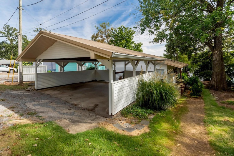 13481 Egypt Shores Drive, Creal Springs, Illinois 62922, 3 Bedrooms Bedrooms, 7 Rooms Rooms,2 BathroomsBathrooms,Residential,For Sale,Egypt Shores,MAR25013778