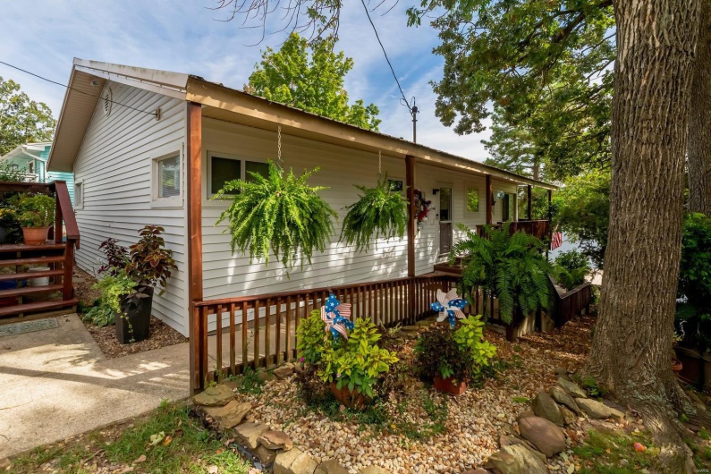 13481 Egypt Shores Drive, Creal Springs, Illinois 62922, 3 Bedrooms Bedrooms, 7 Rooms Rooms,2 BathroomsBathrooms,Residential,For Sale,Egypt Shores,MAR25013778
