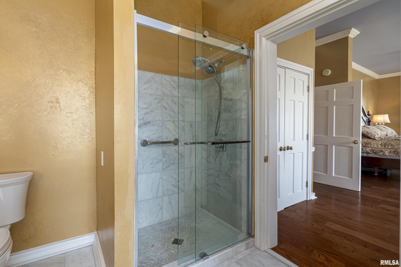 6399 Pelican Lane, Carbondale, Illinois 62902, 6 Bedrooms Bedrooms, 0 ,5 BathroomsBathrooms,Residential,For Sale,Pelican,0,RMAEB457029