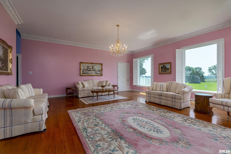 6399 Pelican Lane, Carbondale, Illinois 62902, 6 Bedrooms Bedrooms, 0 ,5 BathroomsBathrooms,Residential,For Sale,Pelican,0,RMAEB457029