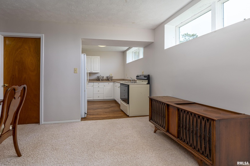 6399 Pelican Lane, Carbondale, Illinois 62902, 6 Bedrooms Bedrooms, 0 ,5 BathroomsBathrooms,Residential,For Sale,Pelican,0,RMAEB457029