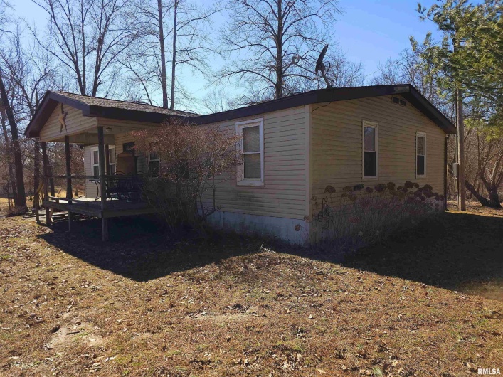 15275 Harris School Road, Johnston City, Illinois 62951, 3 Bedrooms Bedrooms, 0 ,2 BathroomsBathrooms,Residential,For Sale,Harris School,0,RMAQC4261074
