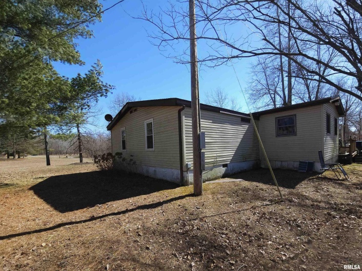 15275 Harris School Road, Johnston City, Illinois 62951, 3 Bedrooms Bedrooms, 0 ,2 BathroomsBathrooms,Residential,For Sale,Harris School,0,RMAQC4261074