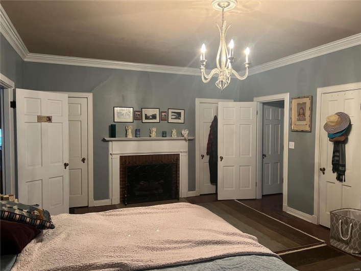 810 Carleton Avenue, Caruthersville, Missouri 63830, 4 Bedrooms Bedrooms, 12 Rooms Rooms,2 BathroomsBathrooms,Residential,For Sale,Carleton,MAR25013783