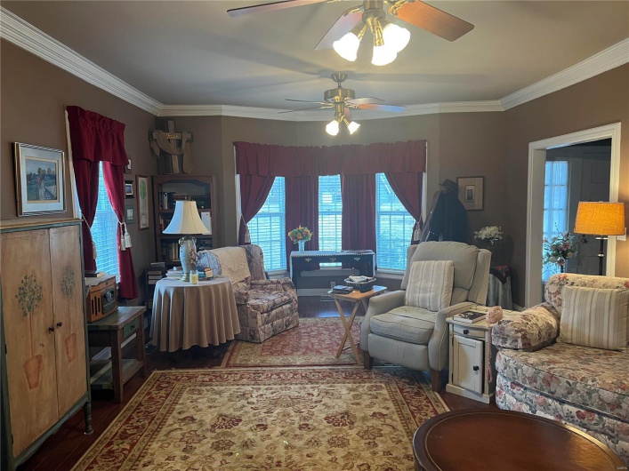 810 Carleton Avenue, Caruthersville, Missouri 63830, 4 Bedrooms Bedrooms, 12 Rooms Rooms,2 BathroomsBathrooms,Residential,For Sale,Carleton,MAR25013783