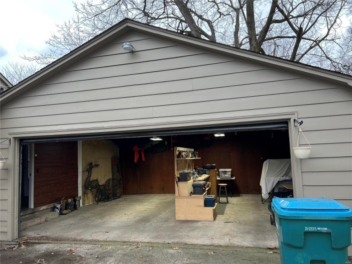 810 Carleton Avenue, Caruthersville, Missouri 63830, 4 Bedrooms Bedrooms, 12 Rooms Rooms,2 BathroomsBathrooms,Residential,For Sale,Carleton,MAR25013783