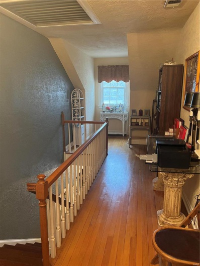 810 Carleton Avenue, Caruthersville, Missouri 63830, 4 Bedrooms Bedrooms, 12 Rooms Rooms,2 BathroomsBathrooms,Residential,For Sale,Carleton,MAR25013783