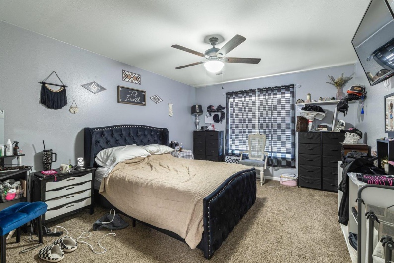 1815 Oak Knoll, Farmington, Missouri 63640, 2 Bedrooms Bedrooms, 8 Rooms Rooms,2 BathroomsBathrooms,Residential,For Sale,Oak Knoll,MAR25013190