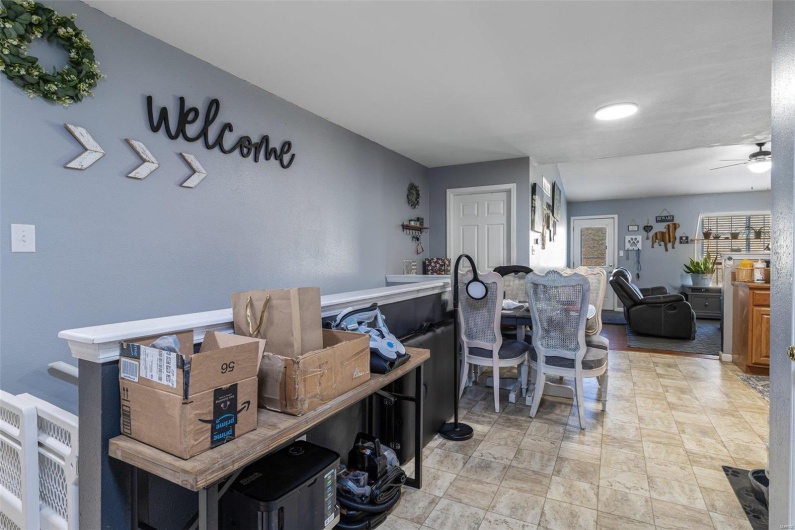 1815 Oak Knoll, Farmington, Missouri 63640, 2 Bedrooms Bedrooms, 8 Rooms Rooms,2 BathroomsBathrooms,Residential,For Sale,Oak Knoll,MAR25013190