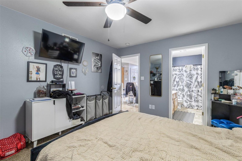 1815 Oak Knoll, Farmington, Missouri 63640, 2 Bedrooms Bedrooms, 8 Rooms Rooms,2 BathroomsBathrooms,Residential,For Sale,Oak Knoll,MAR25013190